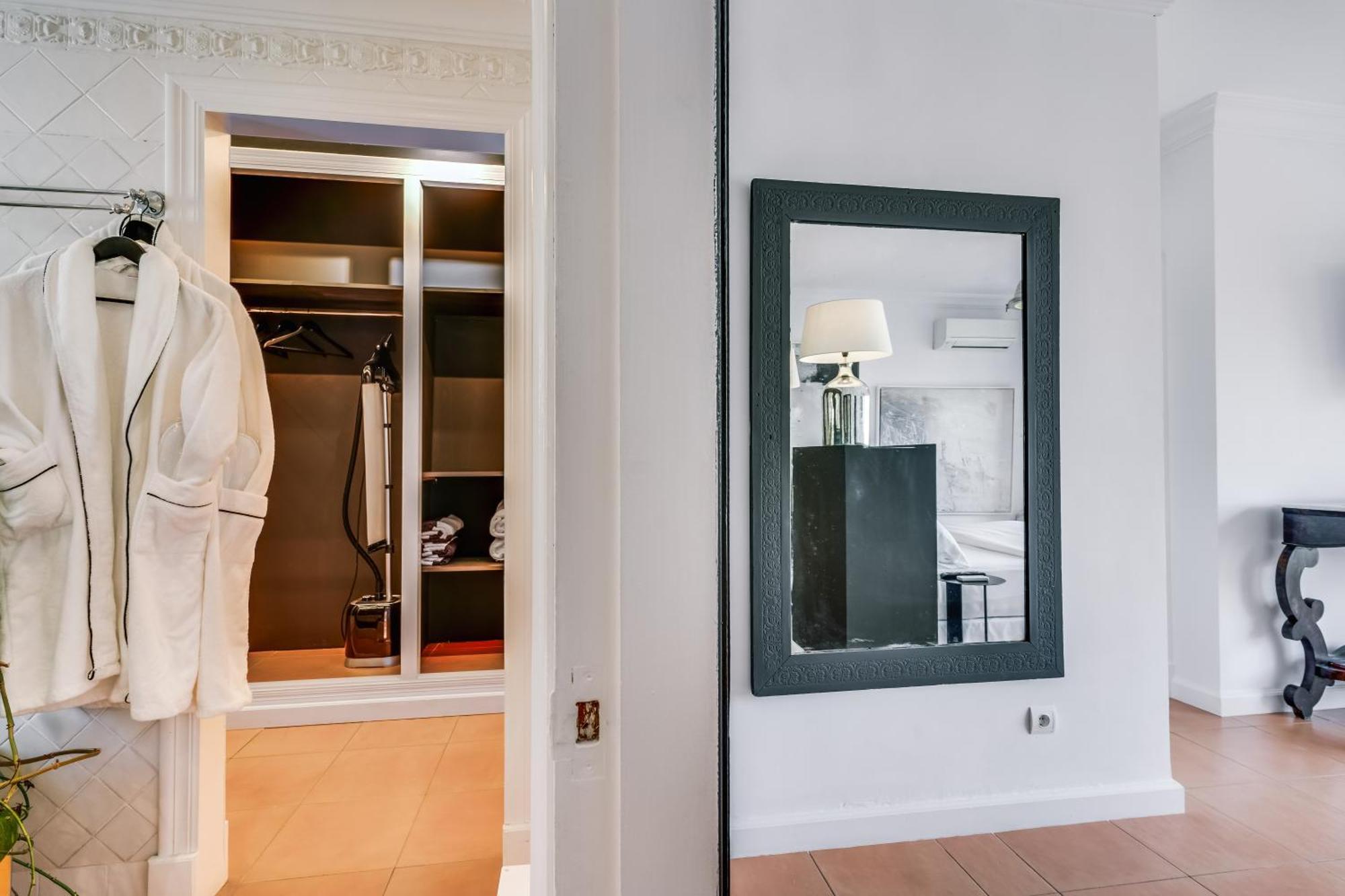 Hotel Molo Luxury Puerto Banus Marbellac